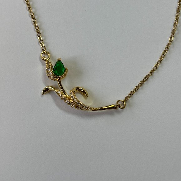 Gold 0.5 ct Jade Rose Zircon Pendant Necklace - Picture 14 of 16